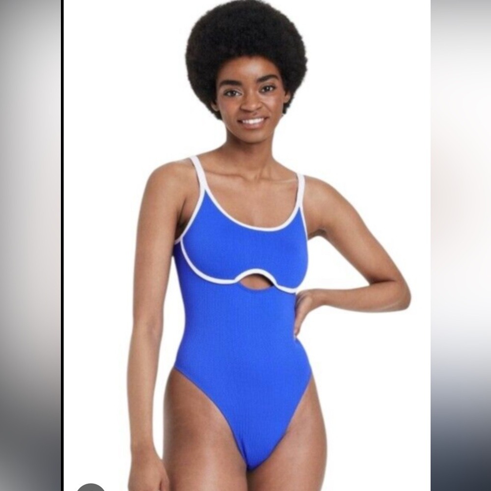 Colsie woman’s One Piece Swimsuit/ BODYSUIT